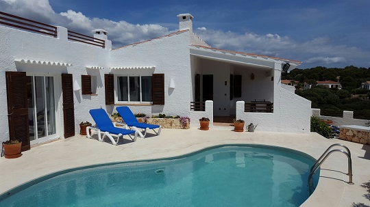 villa with pool menorca